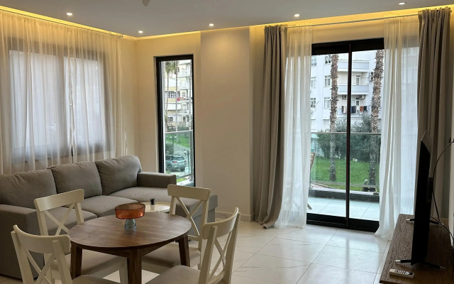 V Sur Mer Flat