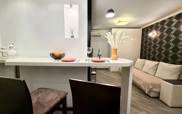 Квартира Лайф Апарт Стильная Евро 2-ка Новорогожская 28