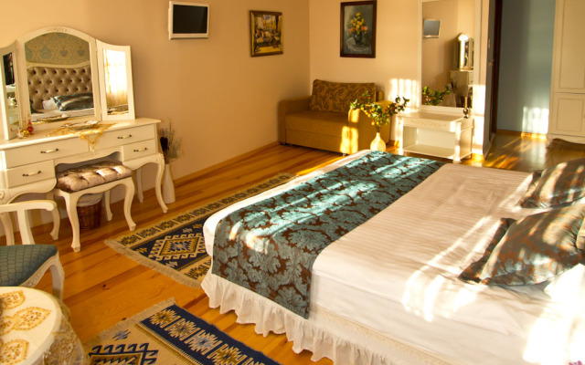 Esans Hotel
