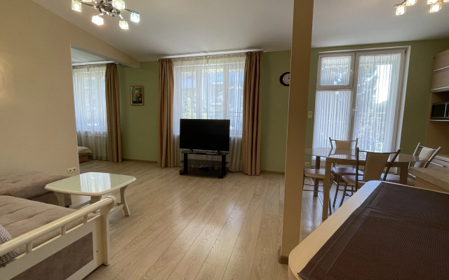 Na Ulitse K. Marksa 17 Apartments