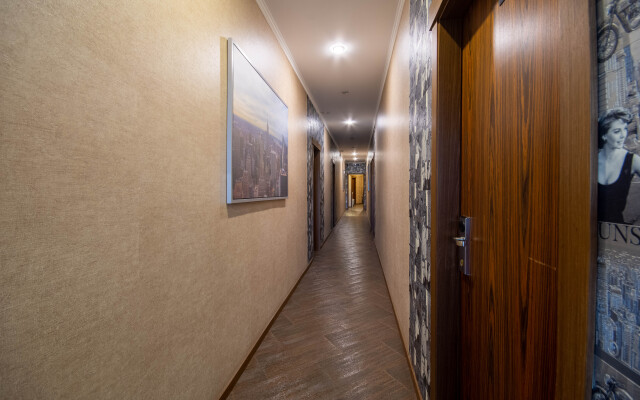 Apel'sin v Mytyno Hotel
