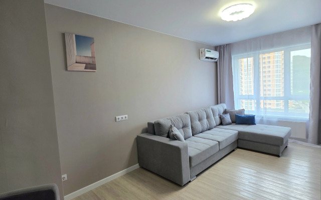 2-Kh Komnatnaya S Vidom Na More Flat