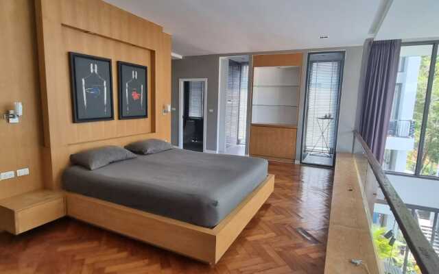 Luxury Seaview Penthouse Duplex Apartments