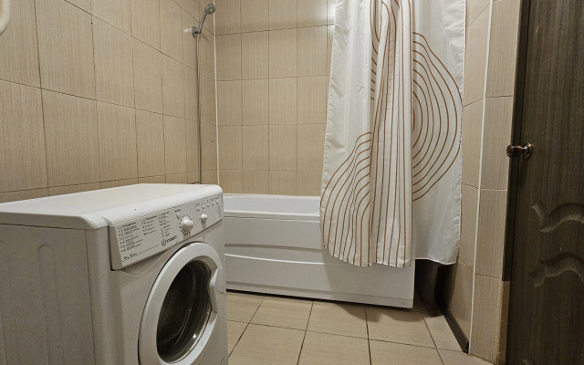 Апартаменты Просторная 2-комнатная в центре Екатеринбурга