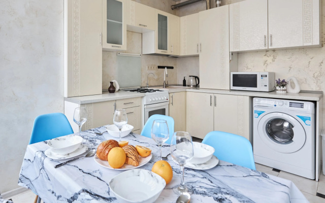 Svetlaya Bolshaya V Samom Tsentre Flat
