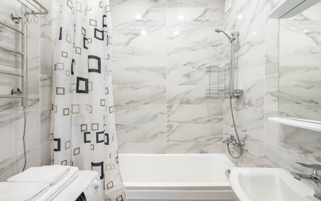 U Naberezhnoy Nevy Flat