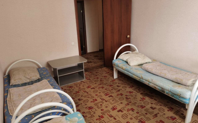 15-y mikrorayon 22 Apartments