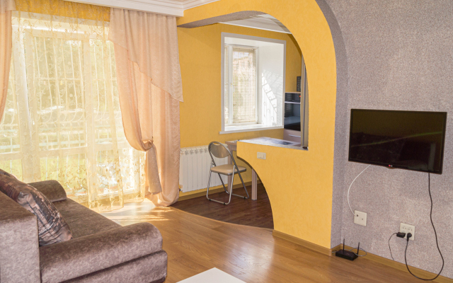 Na Prospekte Lenina 38 Apartments
