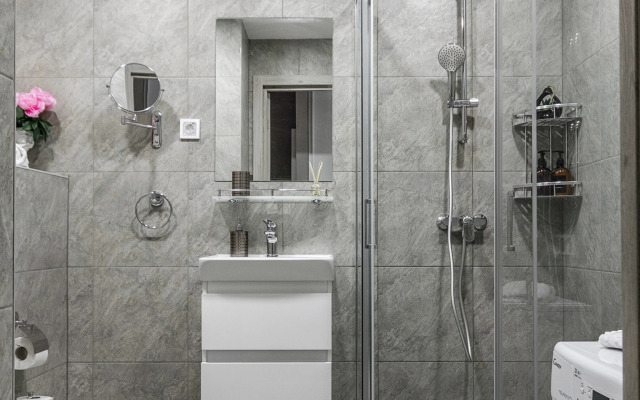 Prosp. Vitebskiy, 99k1 Flat