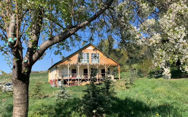Gostevoy Dom Atai Guesthouse