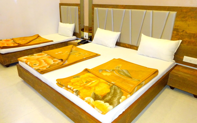 Отель Sunrise Palace by Sky Stays