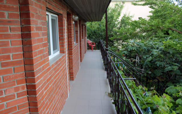 Shelkovitsa Guest House