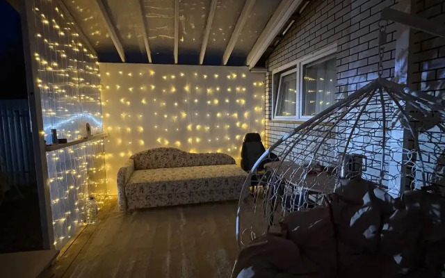 Частный дом уютный в закрытом поселке