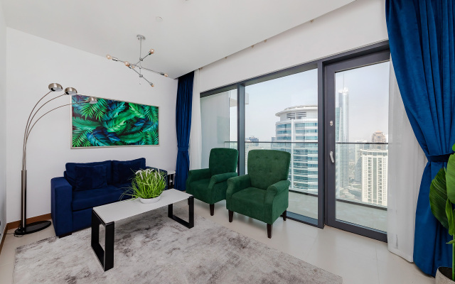 Stylish 2br with Marina Views Apartments