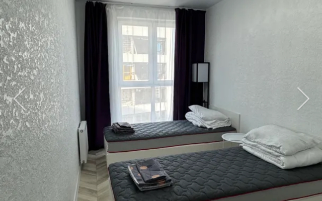 4-kh komnatnaya dlya bolshoy kompanii Flat