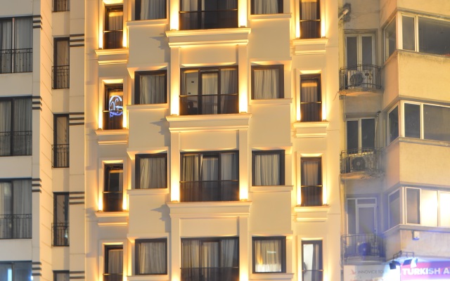 Celine Taxim Hotel
