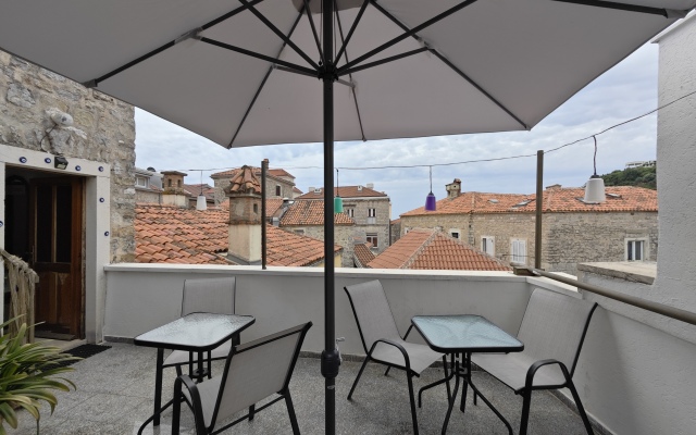 Beatrix Suites Hotel