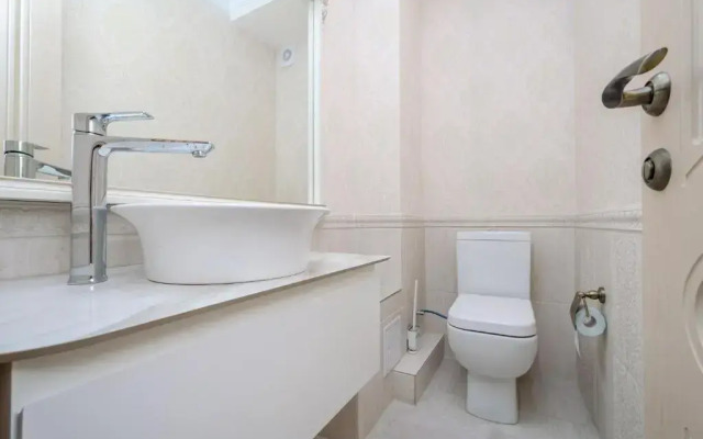 Apartments 5a Chudesnaya Kvartira V Tsentre Stolitsy S Realnymi Foto