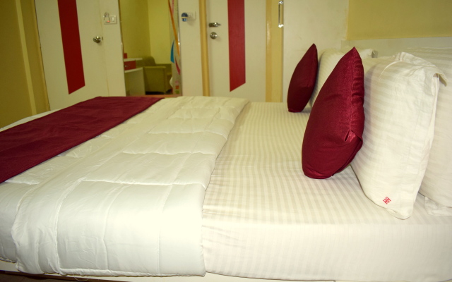 Suncity by Sky Stays Hotel