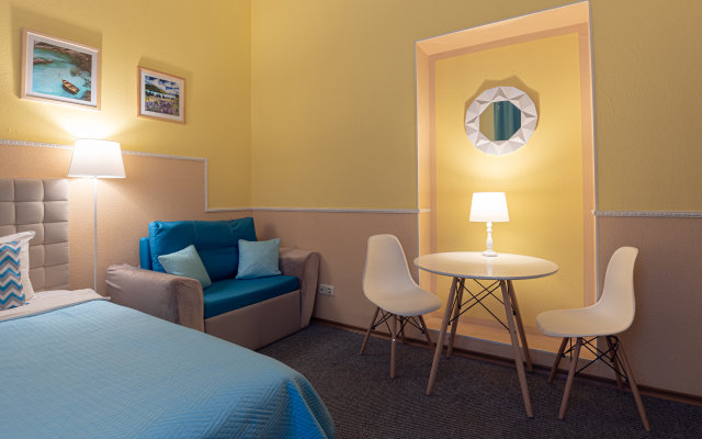 Отель Искра