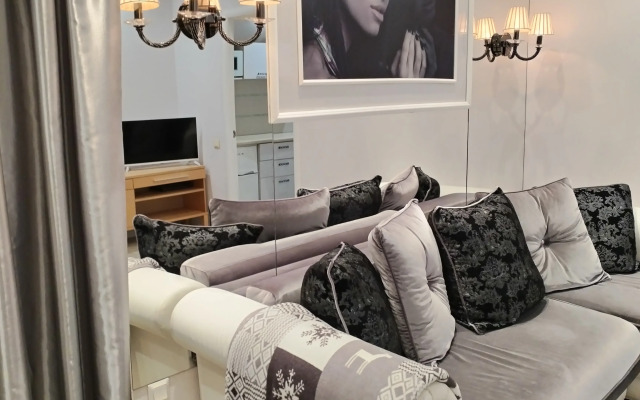 Студия с лучшим видом столицы закатов