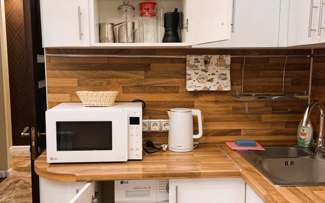 Квартира Уютная в Тихом Центре на Роз 65 10 Минут до Моря