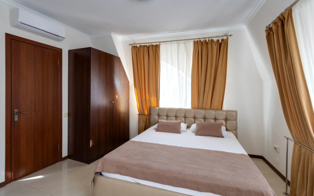 Irina Guest House