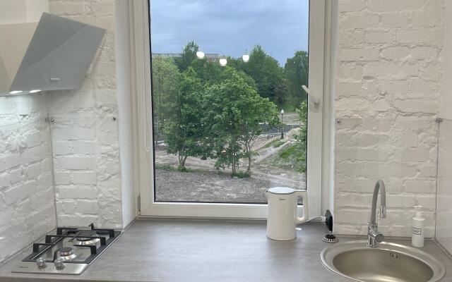 Апартаменты с Видом на Озеро в Центре Черняховска