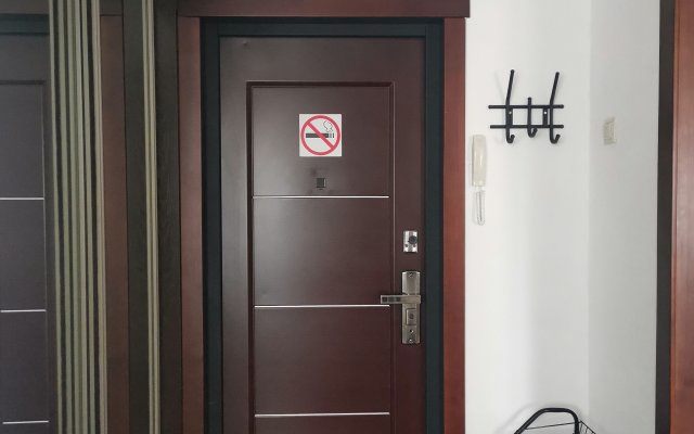 Zvereva 4 Apartments