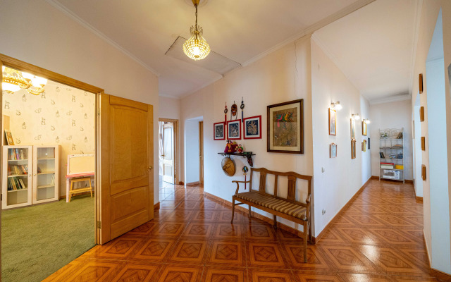 Частный дом Большой уютный коттедж с баней