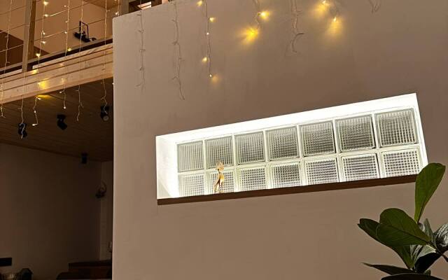 Апартаменты 2-х уровневый лофт PUSHKIN