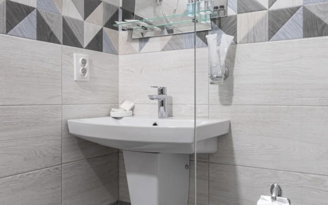 Barin` Hotel