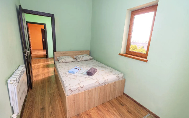 Alpina Yerevan Hotel