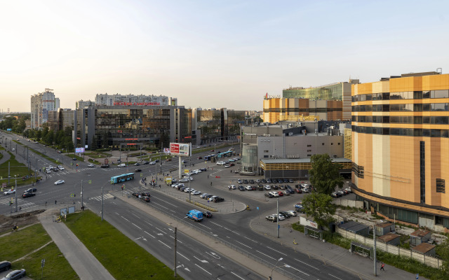 Biznes-Klass Naprotiv Metro Apartments