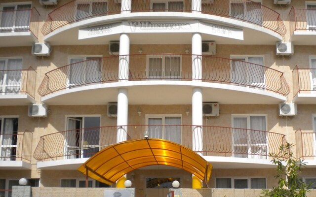 U Nikiticha Guesthouse