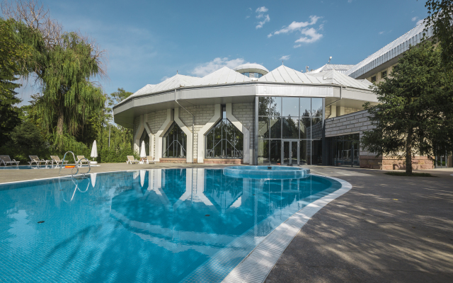 Hotel Swissôtel Wellness Resort Alatau Almaty
