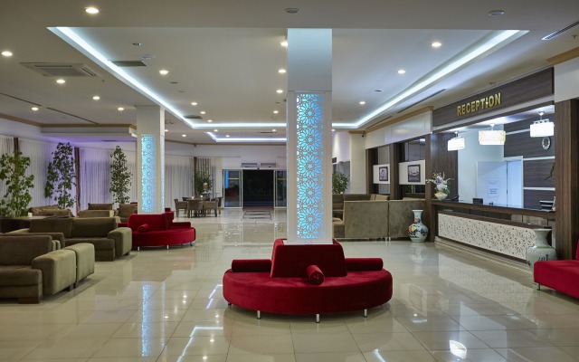 Royal Towers Kiris Hotel