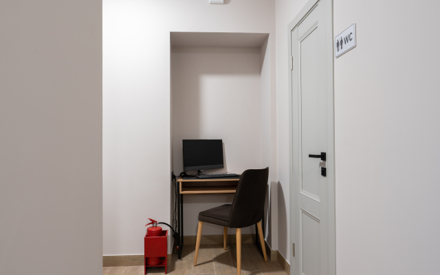Ayti Hotel