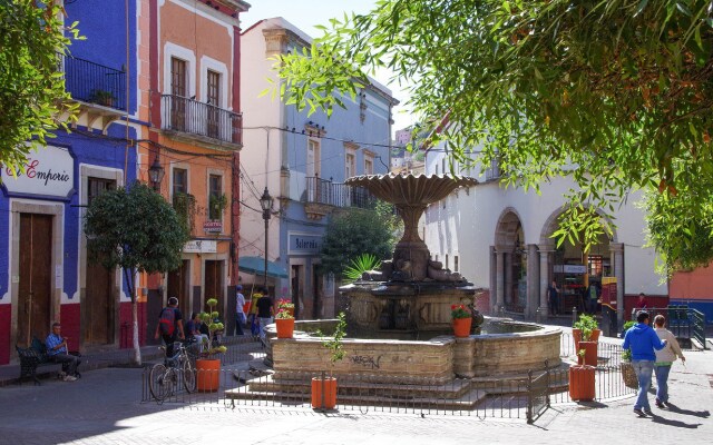 Casa Azuela & Valencia Guanajuato Centro Apartments