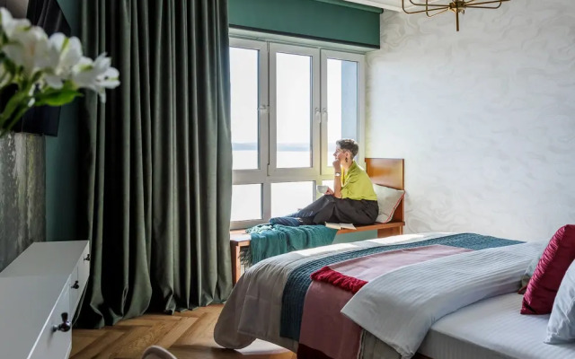MORE i SPA s saunoy i vidom na reku Apartments
