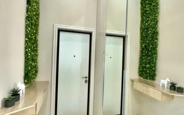Apartamenty Biryuza Apart Energy s Paryashchej Krovat'yu