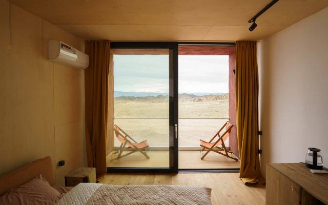 Charyn Canyon Camp