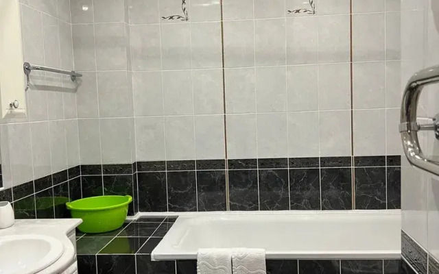 Flat Na Ulitse Parkovaya 11