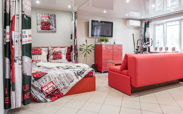 Квартира Red Bus Apartment na Mira