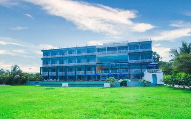 Trincomalee Beach & Spa Resort