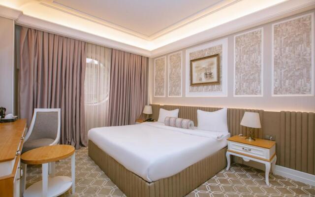 Theatrum Hotel Baku