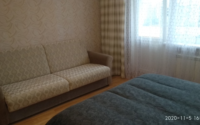 Na Naberezhnoy Petra Velikogo Apartments