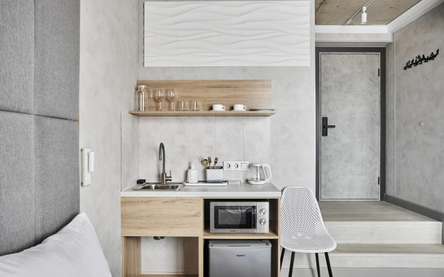 Kumo Hotel