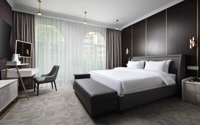 Отель Астория