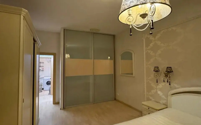 Квартира трехкомнатная в центре